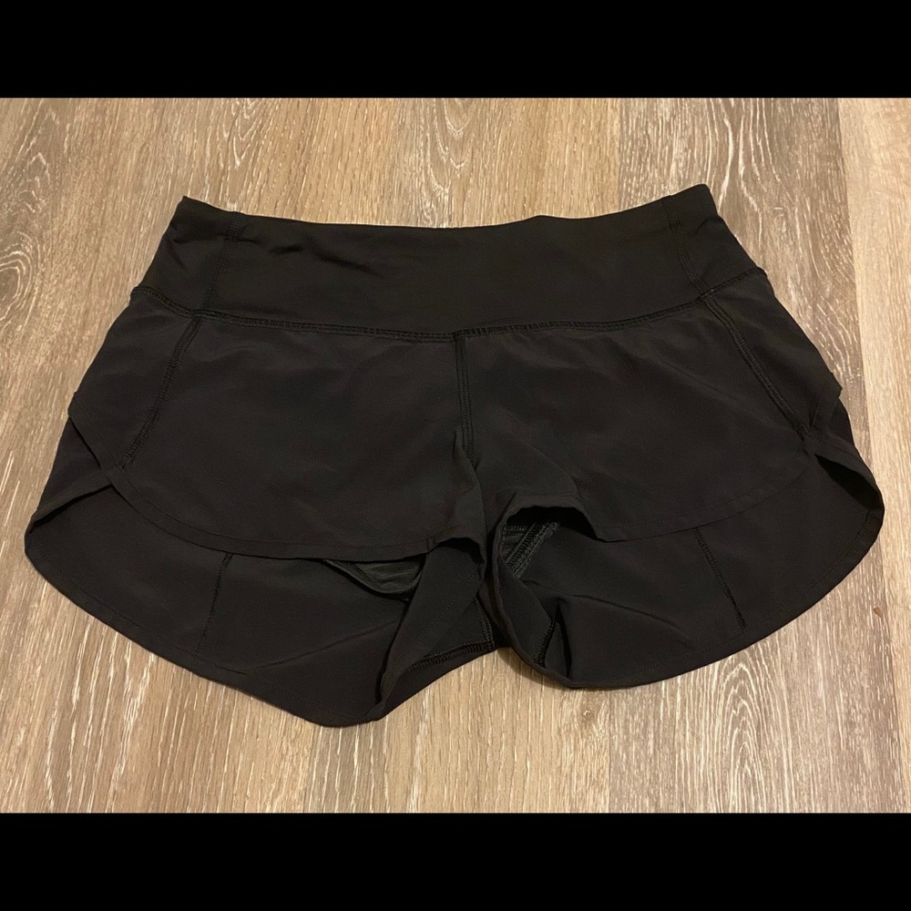 Lululemon shorts - Picture 4 of 8